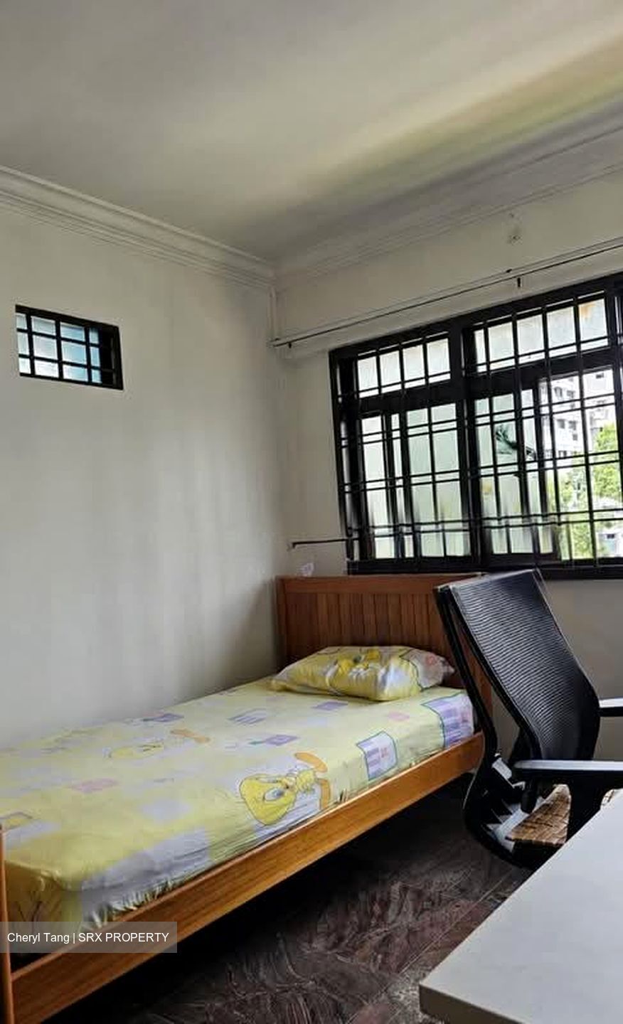 Blk 576 Hougang Avenue 4 (Hougang), HDB 4 Rooms #578113071